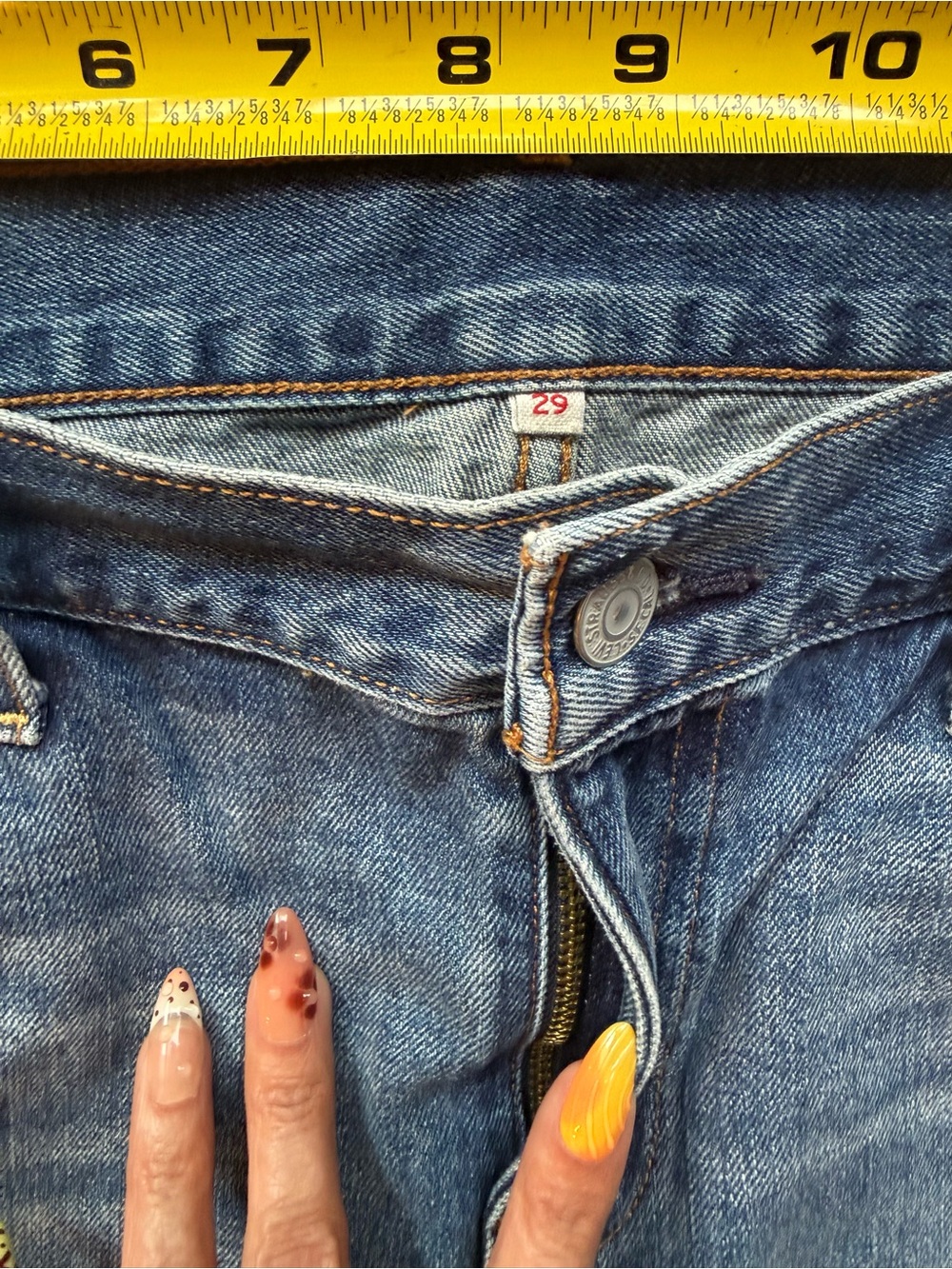 Levi's $60 Denim Mini Skirt with Raw Hem 29 - Picture 3 of 5